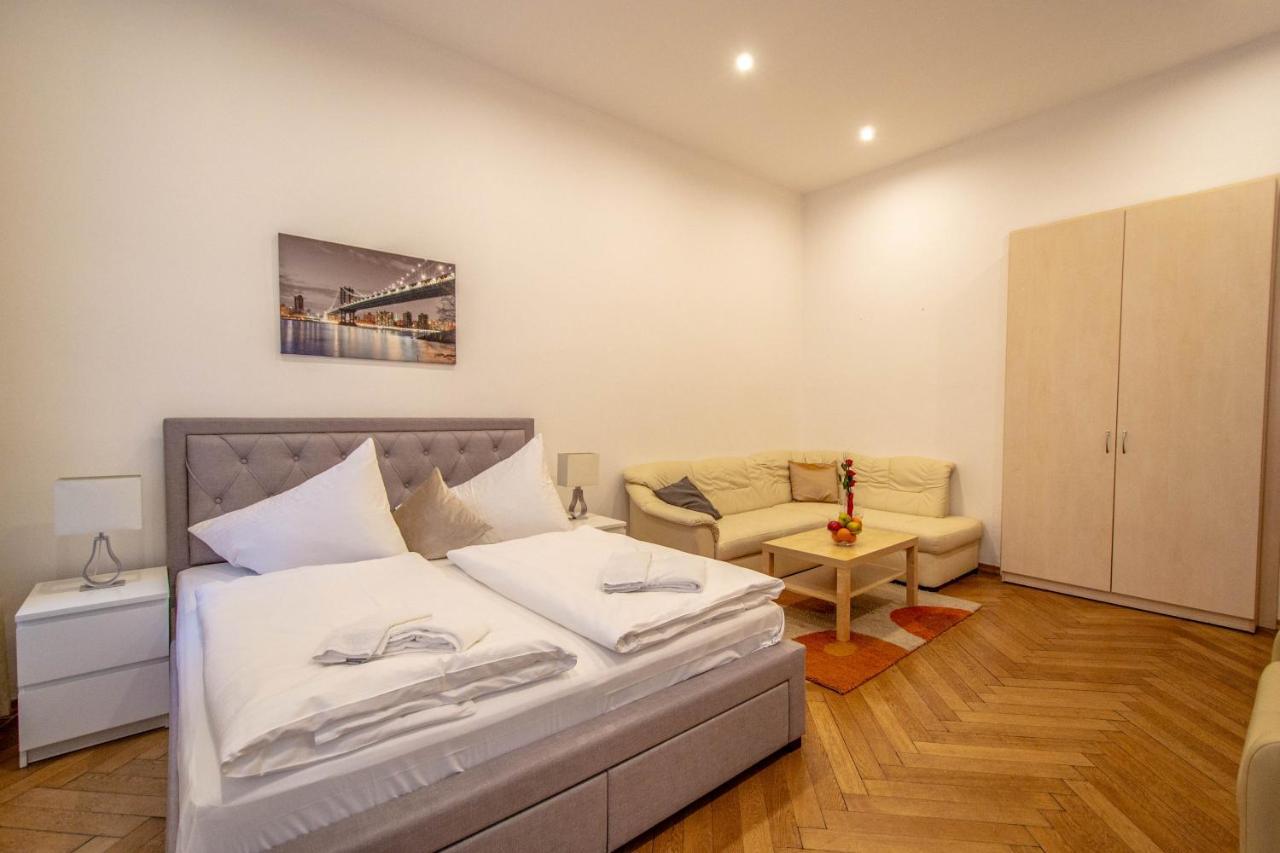 Vojtesska Apartment By Ruterra Prague Exterior photo
